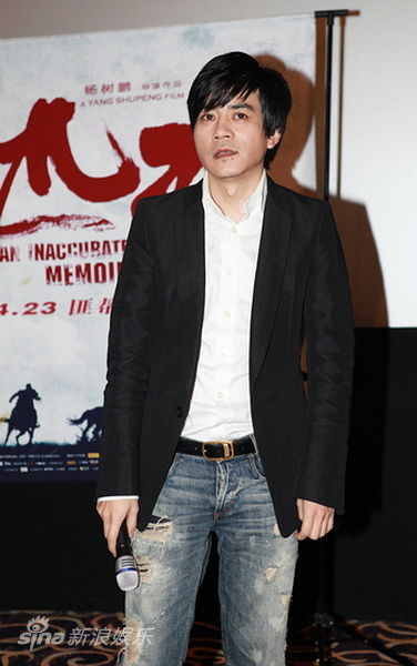 跟杨树鹏结婚1年,张歆艺为何转身嫁给了他兄弟袁弘?