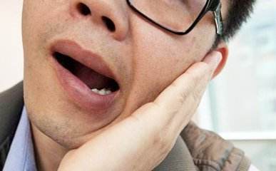 下巴脱臼怎么办才好学到了学到了