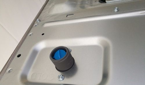 全自动滚筒洗衣机安装