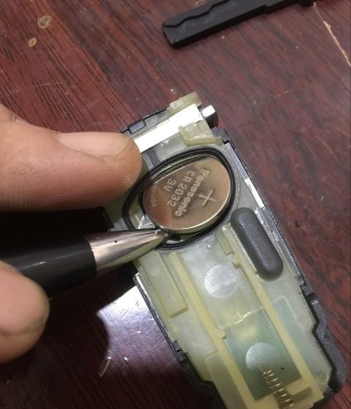 迈腾钥匙电池你会更换么具体详细看过来
