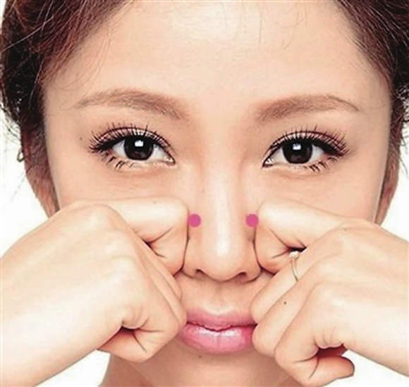 不手术怎样缩小鼻翼具体情况