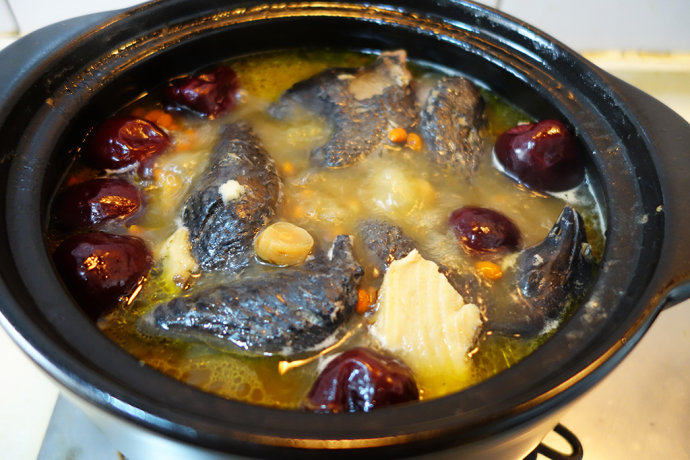 怎样自制补血益气乌鸡汤