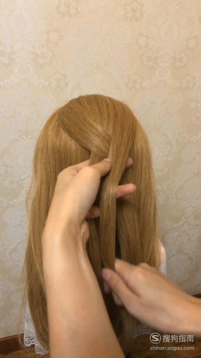 三股辫的编发方法每日一学习