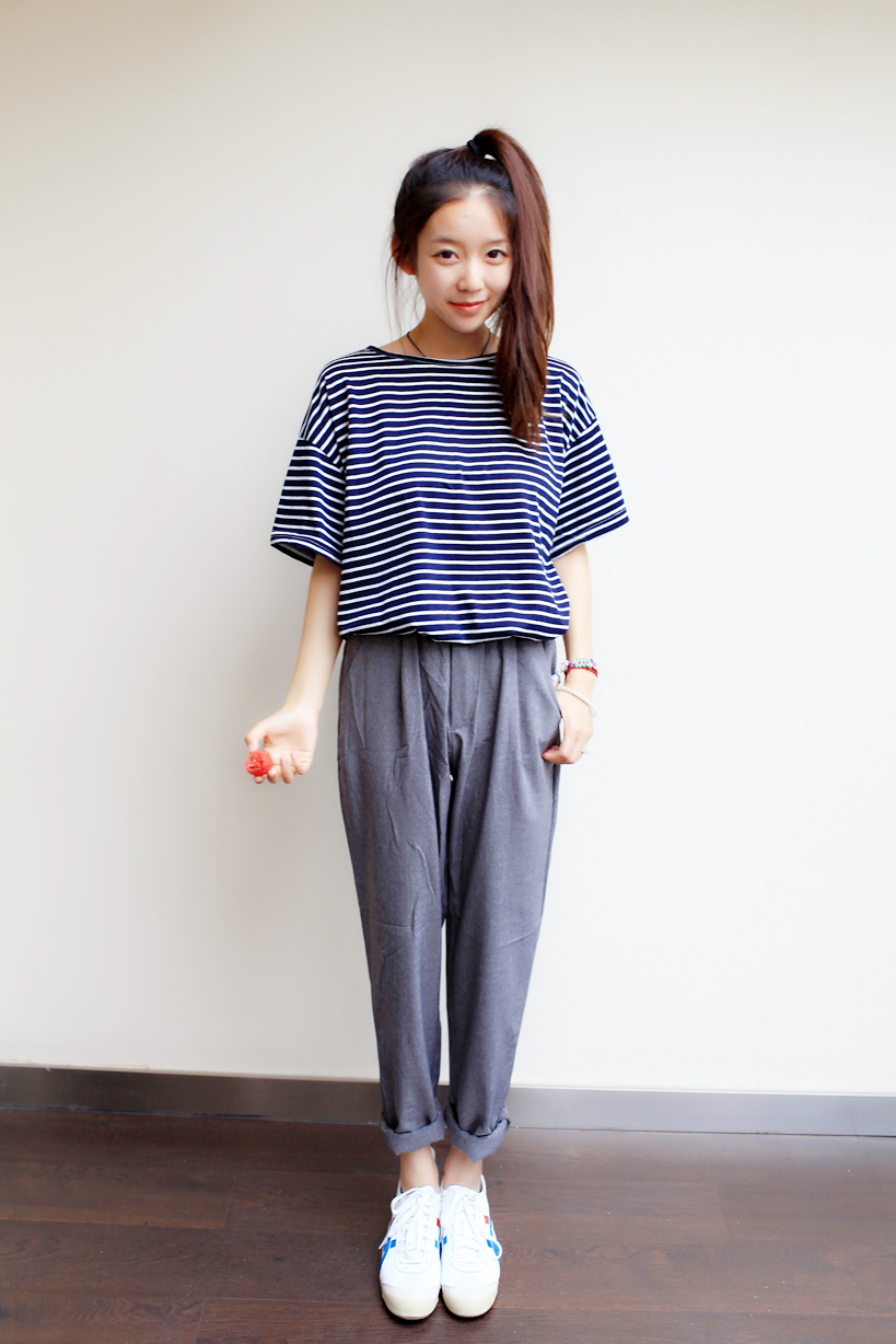 哈伦裤怎么搭配上衣详情揭秘