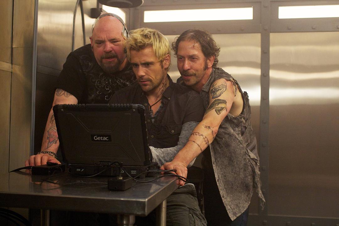 《捕蝇纸》-高清电影-在线观看