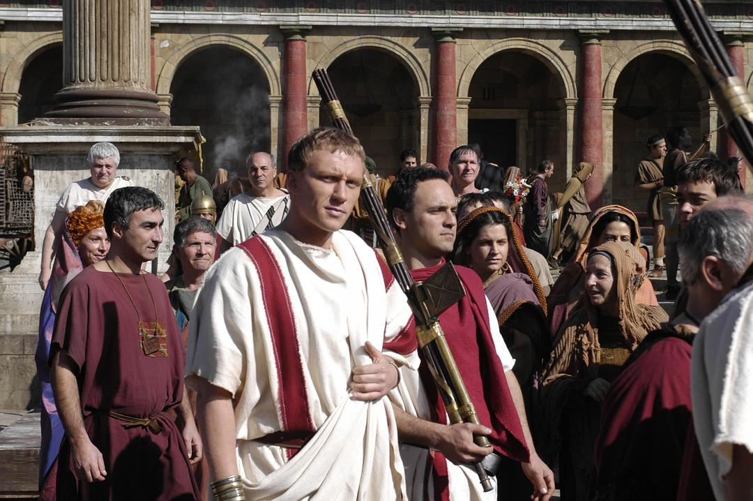 罗马第一季12集图片