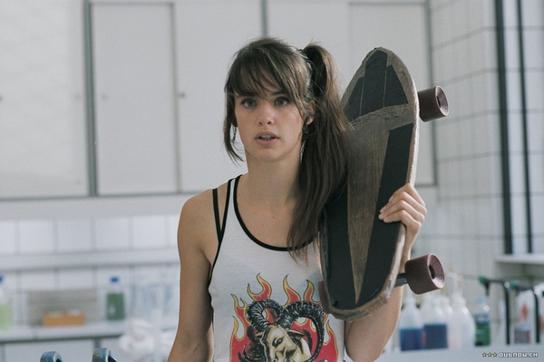 《神奇手机》全集-高清电影完整版-在线观看-搜狗影视