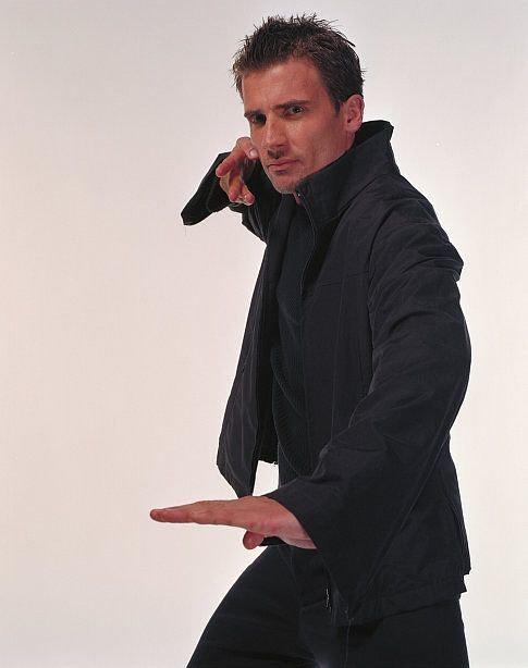 《变种元素》-高清电影-在线观看