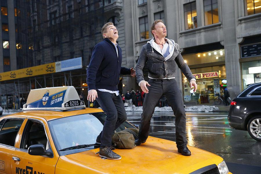 《鲨卷风2》全集-高清电影完整版-在线观看