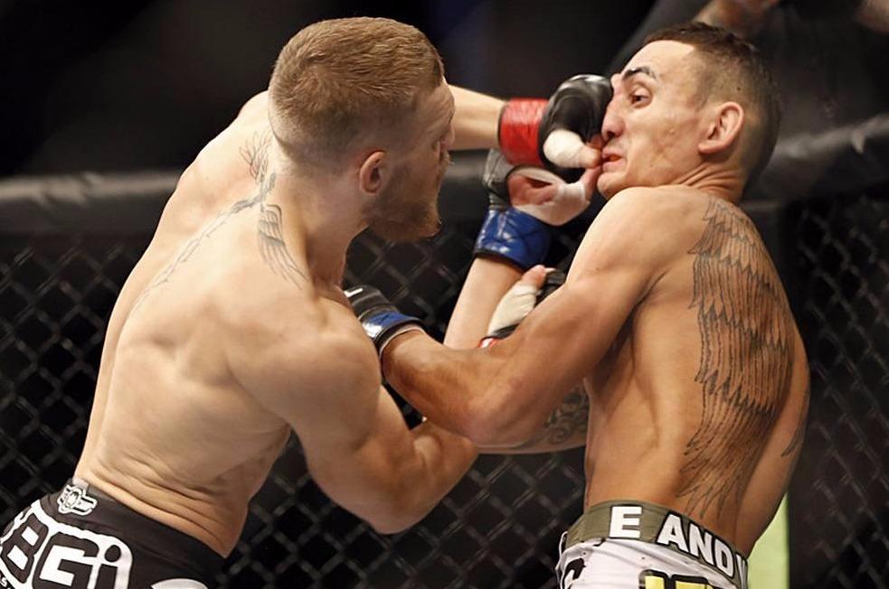 Макгрегор против макса холлуэя. Макгрегор холлоуэй. Алекс макгрегор. Конор макгрегор макс холлоуэй. Макс холлоуэй тату.