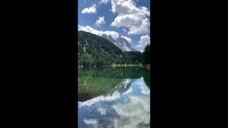 湖水碧绿的解释 搜狗搜索