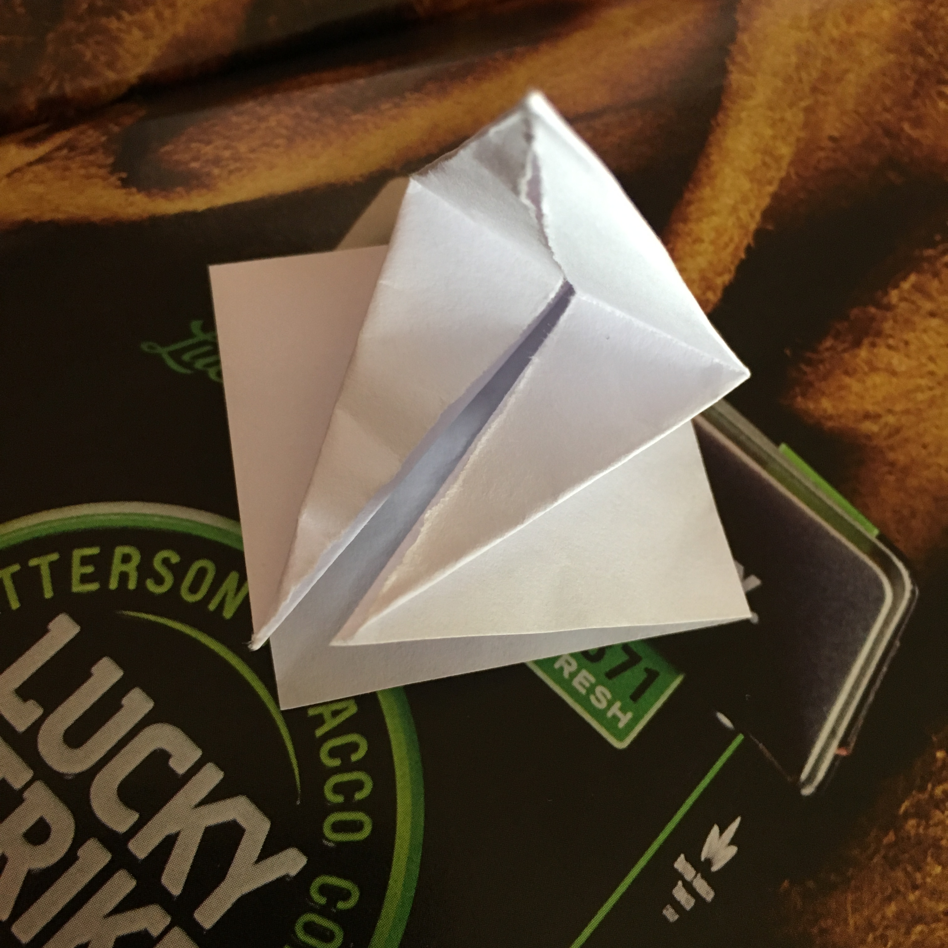 枫叶的折纸方法 折纸—纸枫叶的折法