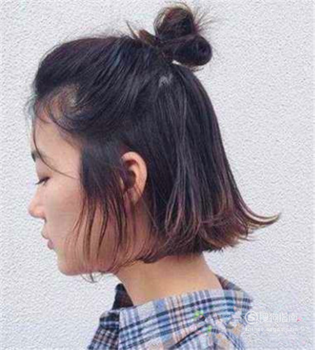 刘海编发发型简单又好看 漂亮发型之尴尬刘海编法，夏天发型不怕热~首发