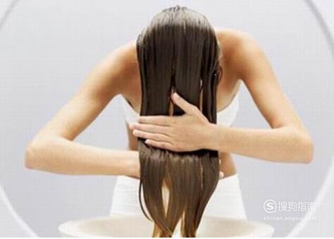 油性头发怎样护理 头发油怎么办 油性头发护理方法