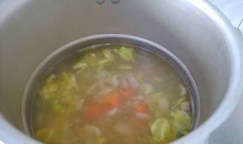罗宋汤的做法 罗宋汤的家常做法 怎样做罗宋汤---详解正宗罗宋汤的做法