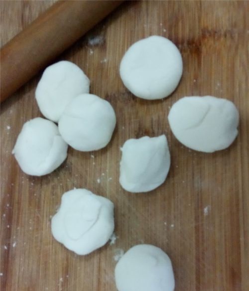 木薯淀粉可以做饺子吗 木薯粉淀粉饺子怎么做
