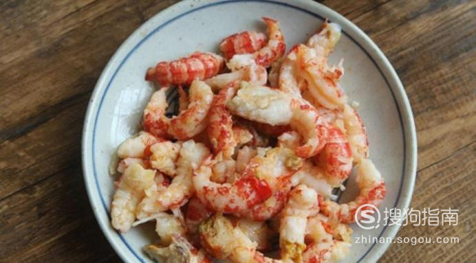 小龙虾炒饭的做法 小龙虾炒饭的制作方法
