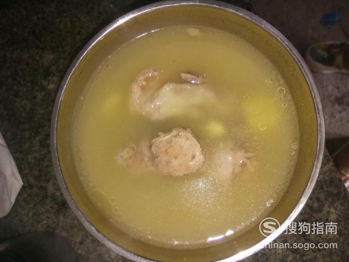黄豆龙骨汤的营养和功效 好喝、营养的黄豆龙骨汤该怎么做？优质