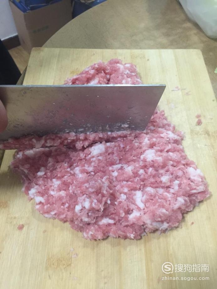 包菜肉包子馅的做法窍门 包菜肉馅的制作方法