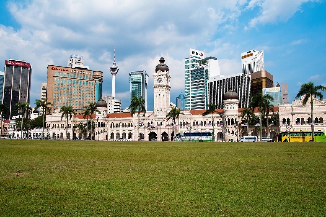 独立广场建筑群马来西亚摄影图高清摄影大图-千库网